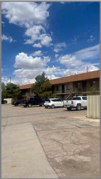 7101 Alameda Ave, El Paso, TX à vendre - Photo de l’immeuble – Image 2 sur 14