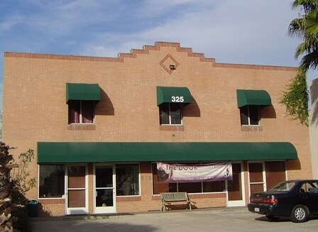 325 E Commonwealth Ave, Fullerton, CA à louer - Photo de l’immeuble – Image 3 sur 3