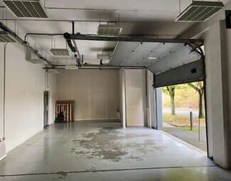 Plus de détails pour Industriel/Logistique à louer