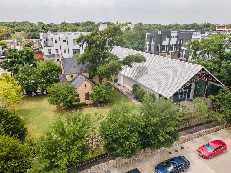 1007 Folsom St, Dallas, TX à vendre - Photo de l’immeuble – Image 3 sur 44