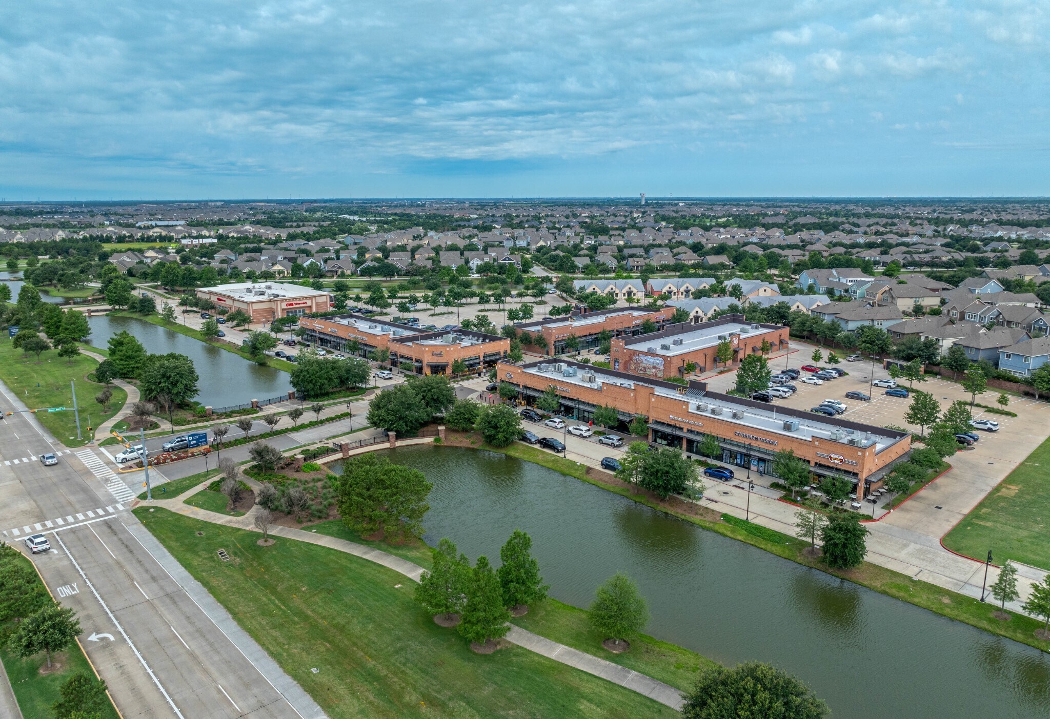 Fry & Paynes Creek Dr, Cypress, TX à louer Photo de l’immeuble– Image 1 sur 7