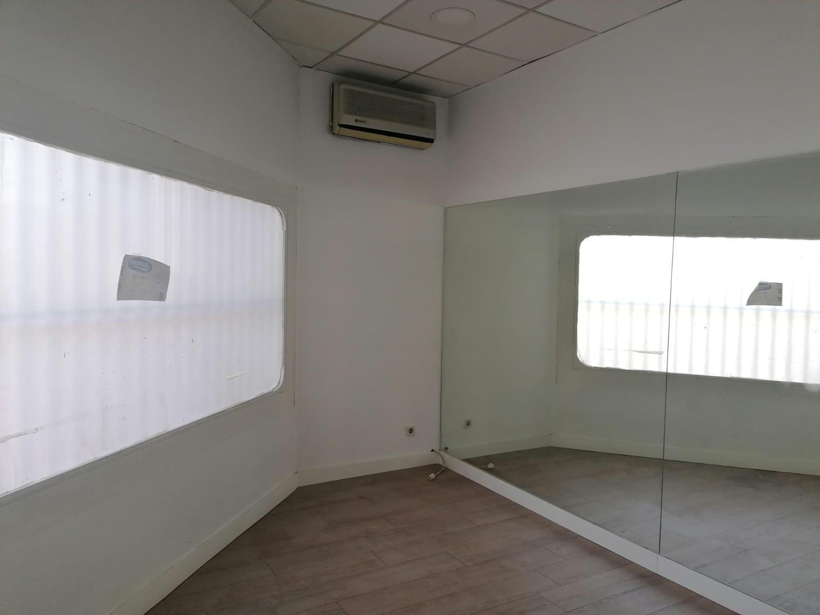 Bureaux/Local commercial dans Alcobendas, Madrid à louer Photo intérieure– Image 1 sur 6