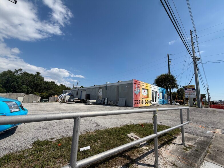 31515 U.S. Highway 19 N, Palm Harbor, FL à louer - Photo principale – Image 1 sur 15