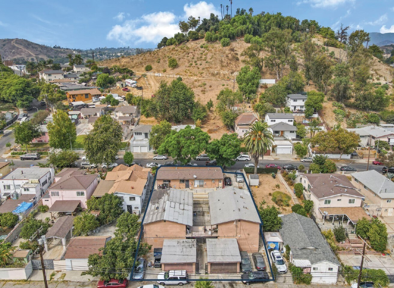 5274-5278 Ithaca Ave, Los Angeles, CA à vendre Photo de l’immeuble– Image 1 sur 10