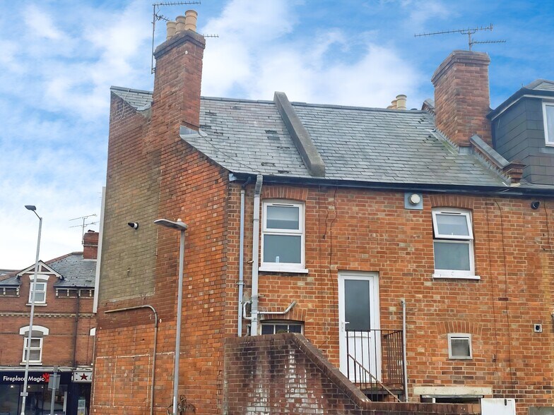 56 Prospect St, Reading à vendre - Photo de l’immeuble – Image 2 sur 10