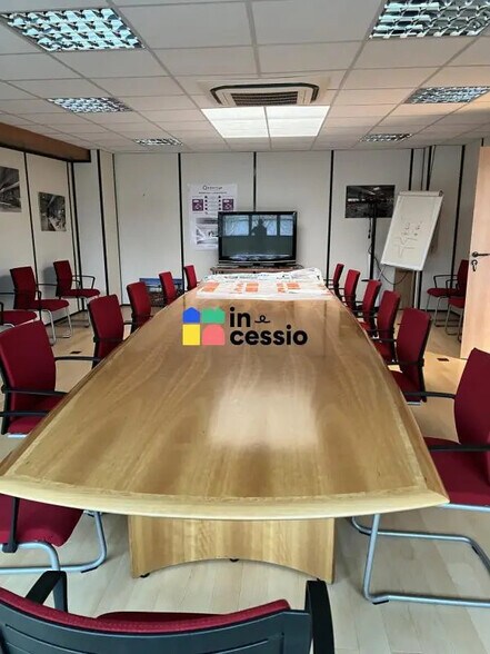 Industriel/Logistique dans Sonzay à vendre - Photo intérieure – Image 2 sur 20