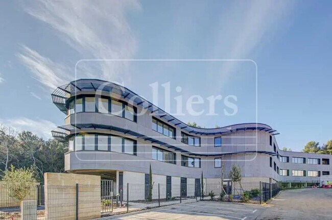 Plus de détails pour Bureau à louer