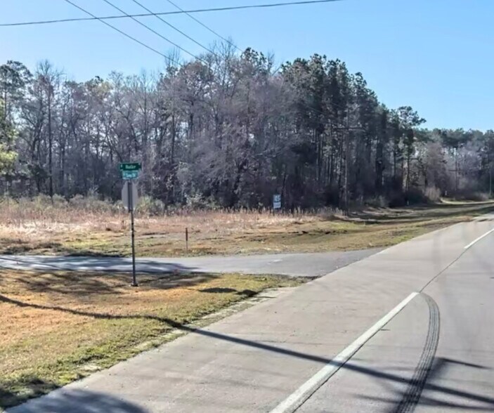 East Loop 336, Conroe, TX à vendre - Photo de l’immeuble – Image 3 sur 7