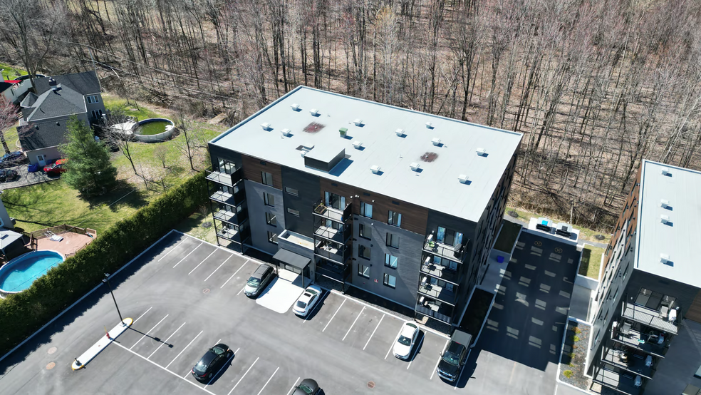 332 Du Comté, St-Zotique, QC à vendre - Photo de l’immeuble – Image 2 sur 5