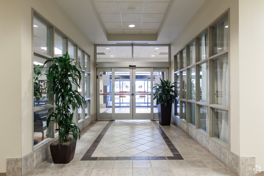 751 Hebron Pky, Lewisville, TX à louer - Photo intérieure – Image 3 sur 15