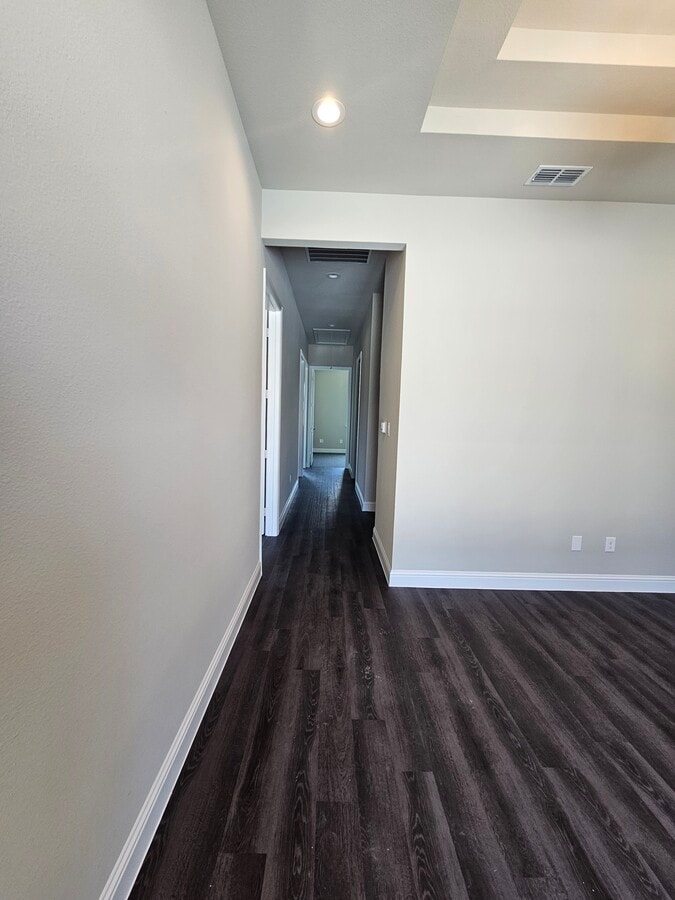 2601 Little Elm Pky, Little Elm, TX 75068 - Lot 2602 - - Photo intérieure - Image 2 of 17