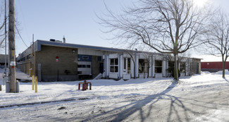 Plus de détails pour 909 St Upton, Montréal, QC - Industriel/Logistique à louer