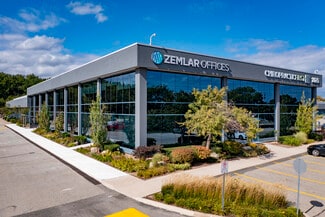 Plus de détails pour 1075 North Service Rd W, Oakville, ON - Local d’activités à vendre