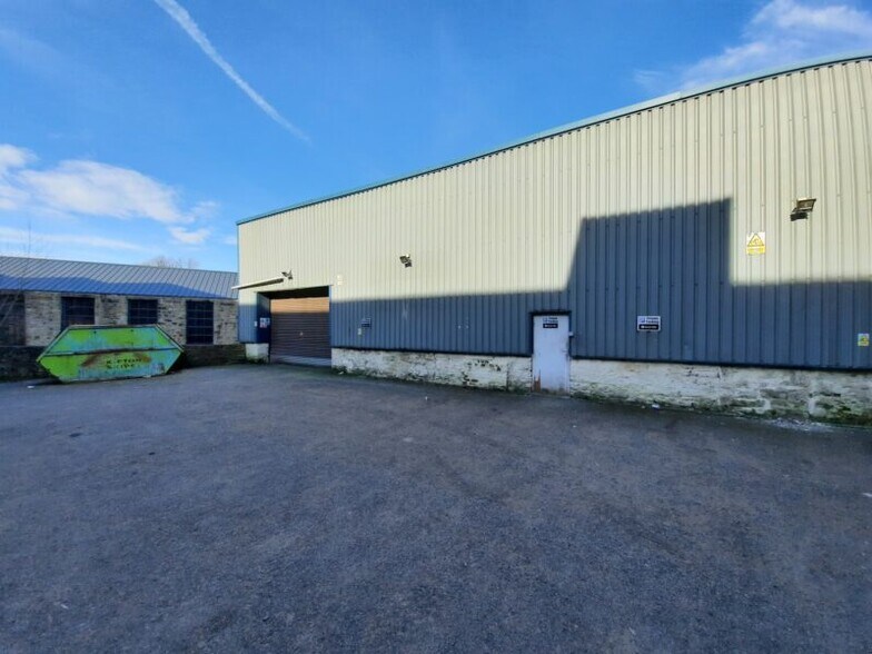 Burnley Rd, Colne à louer - Photo de l’immeuble – Image 3 sur 4