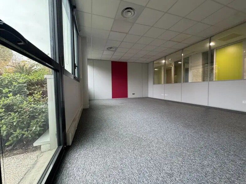 Bureau dans Lyon à louer - Photo de l’immeuble – Image 3 sur 13