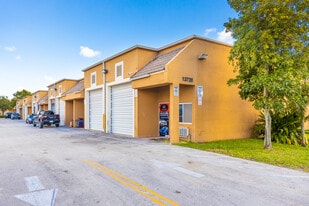 13720 SW 143rd Ct - immobilier d'entreprise