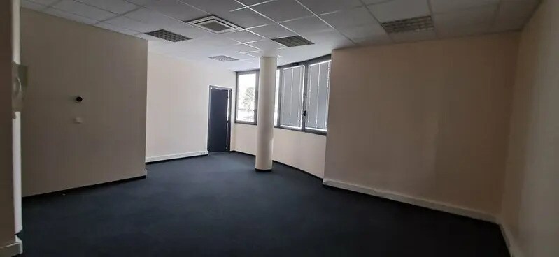 Bureau dans Pau à louer - Photo intérieure – Image 2 sur 9