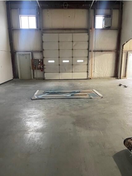 92 Industrial Dr, Mashpee, MA à louer - Photo intérieure – Image 3 sur 3