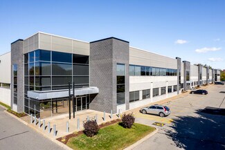 Plus de détails pour 20975-21225 Rue Daoust, Sainte-Anne-de-Bellevue, QC - Industriel/Logistique à louer