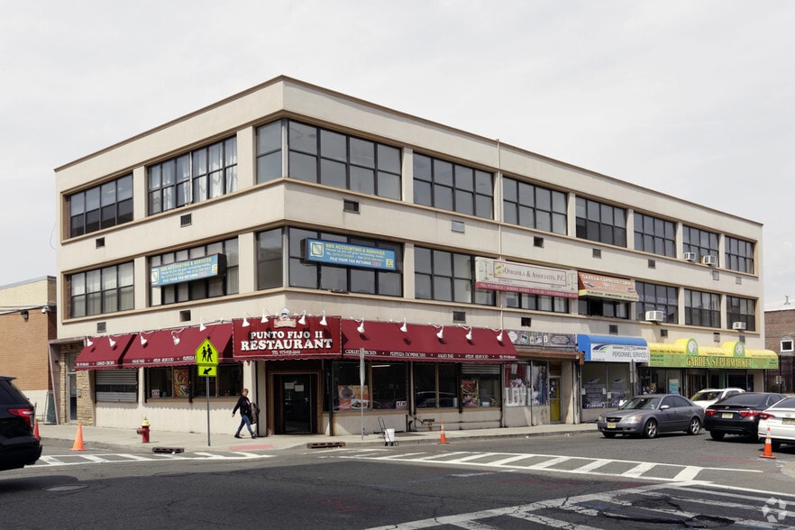 39-45 Garden St, Passaic, NJ à louer - Photo principale – Image 1 sur 14