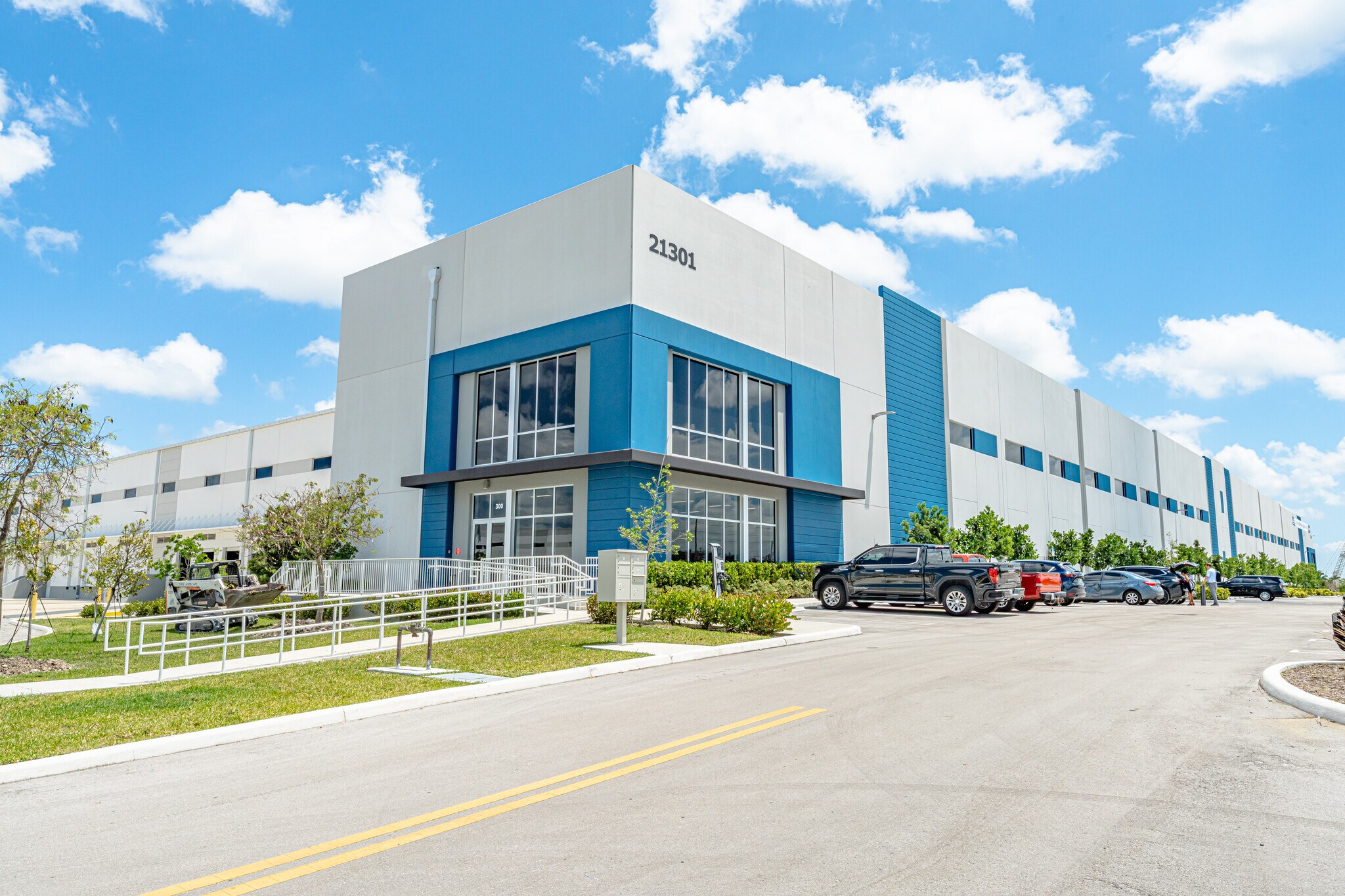 21201 NW 43rd Ave, Miami Gardens, FL à louer Photo intérieure– Image 1 sur 20