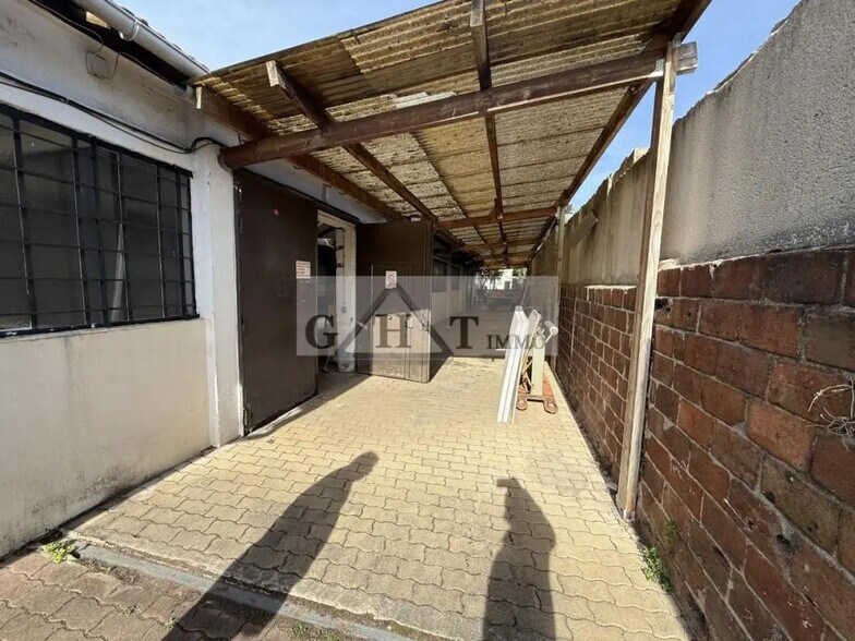 Industriel/Logistique dans Noisy-le-Sec à vendre - Photo de l’immeuble – Image 3 sur 13