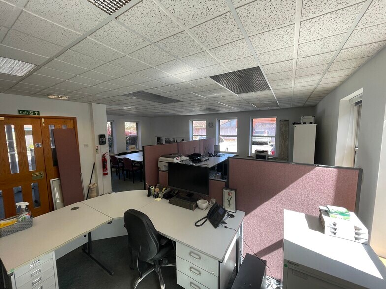 Brown St, Salisbury à vendre - Photo de l’immeuble – Image 2 sur 3