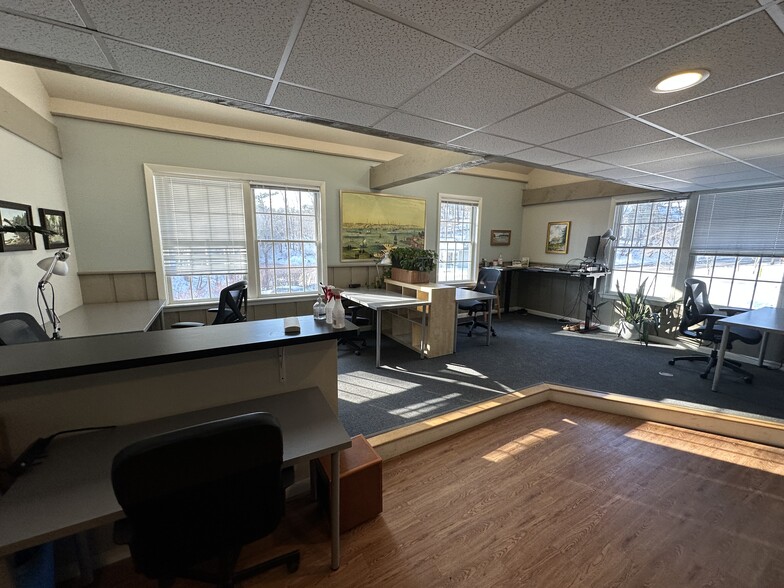 40 Lafayette St, Yarmouth, ME à vendre - Photo de l’immeuble – Image 3 sur 7