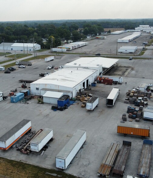 5050 N 13th St, Terre Haute, IN à louer - Photo de l’immeuble – Image 3 sur 6