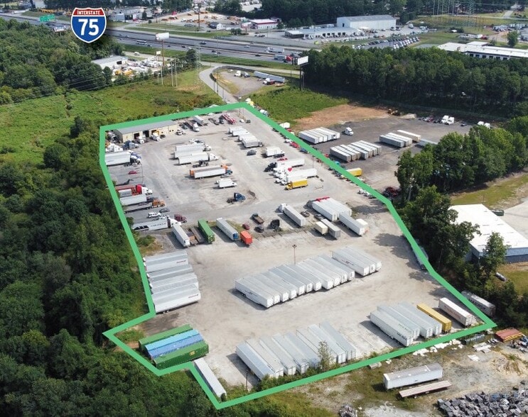 5857 Lees Mill Rd, Forest Park, GA à louer - Photo principale – Image 1 sur 5
