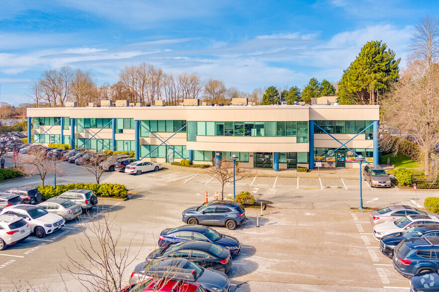 1750 75th Av W, Vancouver, BC à louer - Photo de l’immeuble – Image 1 sur 4