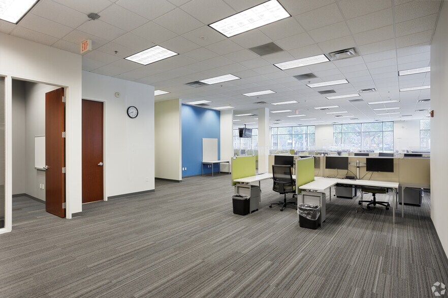 30 S Keller Rd, Orlando, FL à louer - Photo intérieure – Image 3 sur 20