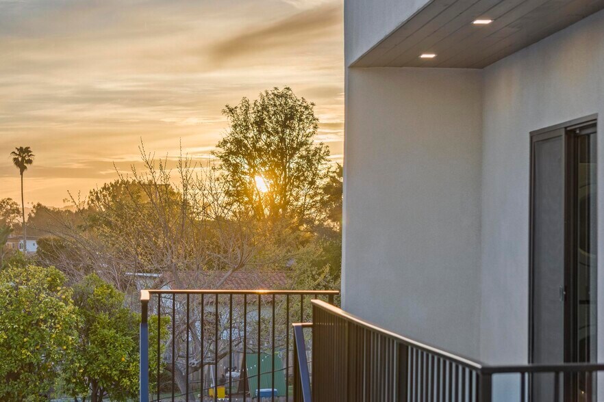 3580 Hatteras Ave, San Diego, CA à vendre - Photo de l’immeuble – Image 2 sur 30