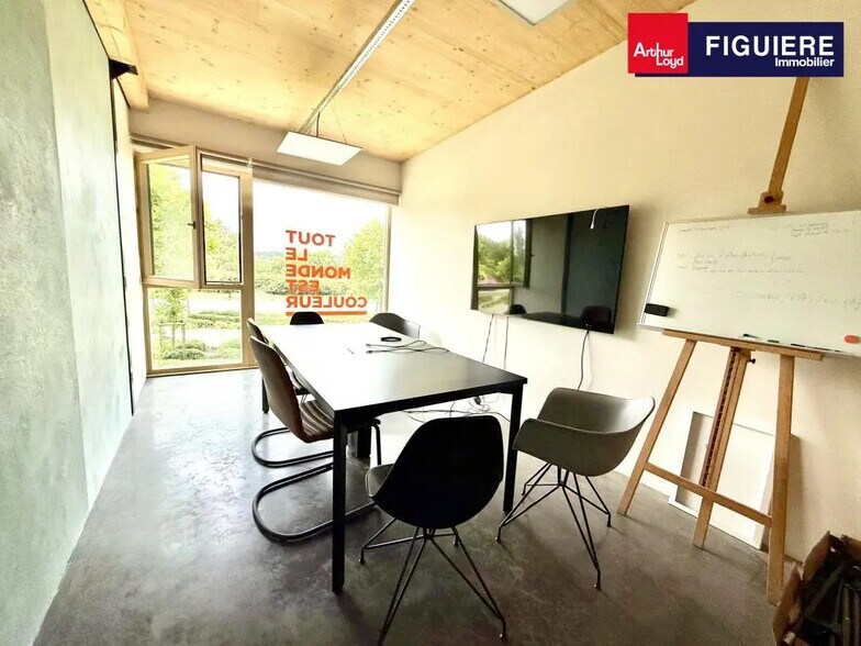 Bureau dans Aix-en-Provence à louer - Photo de l’immeuble – Image 3 sur 12