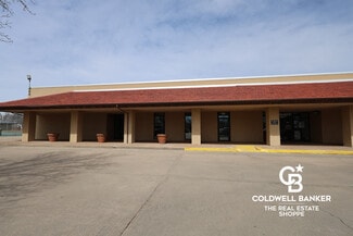 Plus de détails pour 911 N Main St, Garden City, KS - Bureau/Local commercial à louer