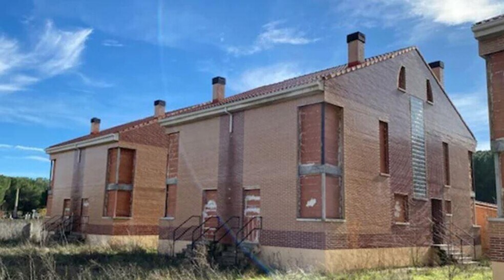 Terrain dans Tudela de Duero, Valladolid à vendre - Photo principale – Image 3 sur 12