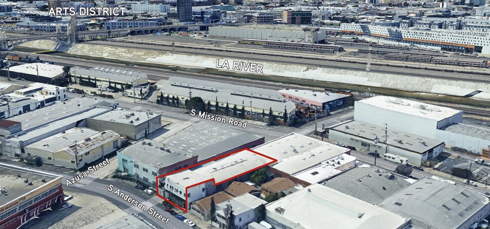 159 S Anderson St, Los Angeles, CA à louer - Photo de l’immeuble – Image 1 sur 2