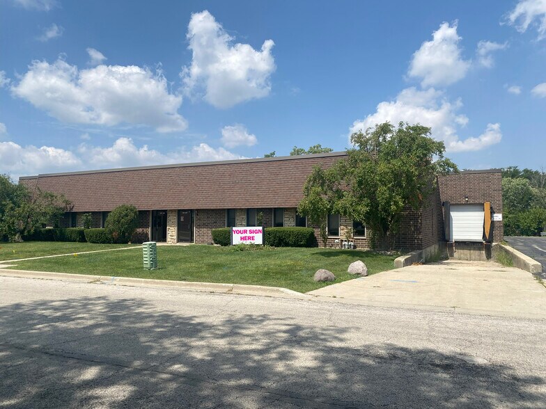 201-207 William St, Bensenville, IL à louer - Photo de l’immeuble – Image 1 sur 14
