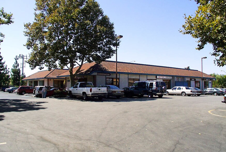 2470 Berryessa Rd, San Jose, CA à louer - Photo de l’immeuble – Image 3 sur 6