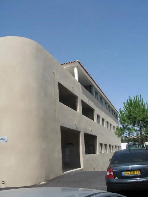 Plus de détails pour Bureau à vendre