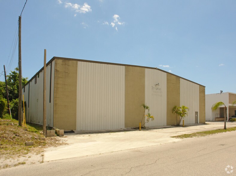 2900 Tuxedo Ave, West Palm Beach, FL à vendre - Photo de l’immeuble – Image 2 sur 3