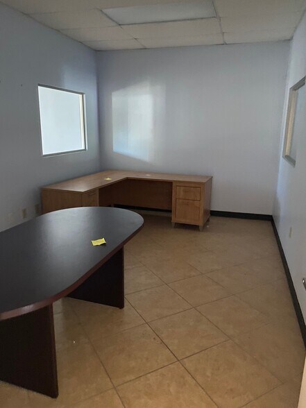 6439 Milner Blvd, Orlando, FL à louer - Photo intérieure – Image 2 sur 4