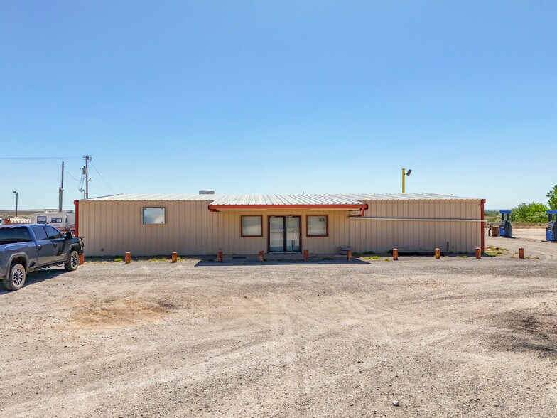 8794 HWY 83, Briscoe, TX à vendre - Photo de l’immeuble – Image 2 sur 26
