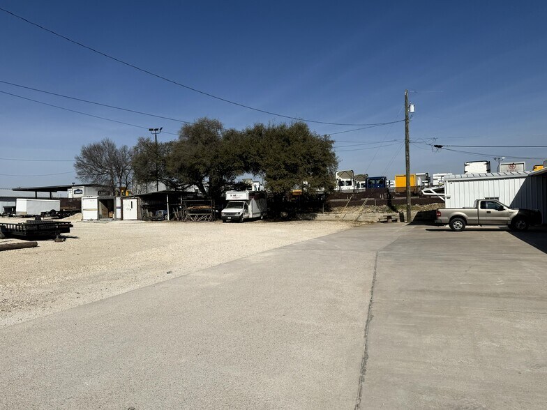 1107 Wonder St, Round Rock, TX à louer - Photo de l’immeuble – Image 2 sur 14