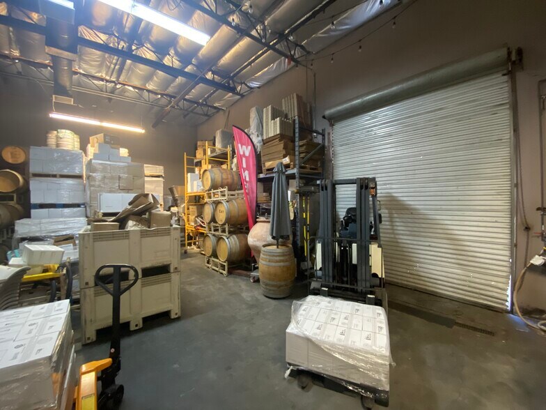 2379 La Mirada Dr, Vista, CA à louer - Photo intérieure – Image 3 sur 17