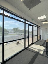 71 N Cutler Dr, North Salt Lake, UT à louer Photo intérieure– Image 2 sur 6