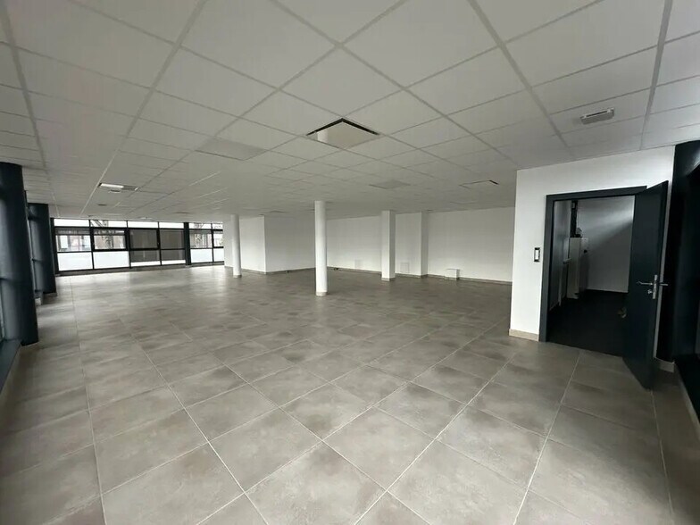 Bureau dans Strasbourg à louer - Photo de l’immeuble – Image 3 sur 4