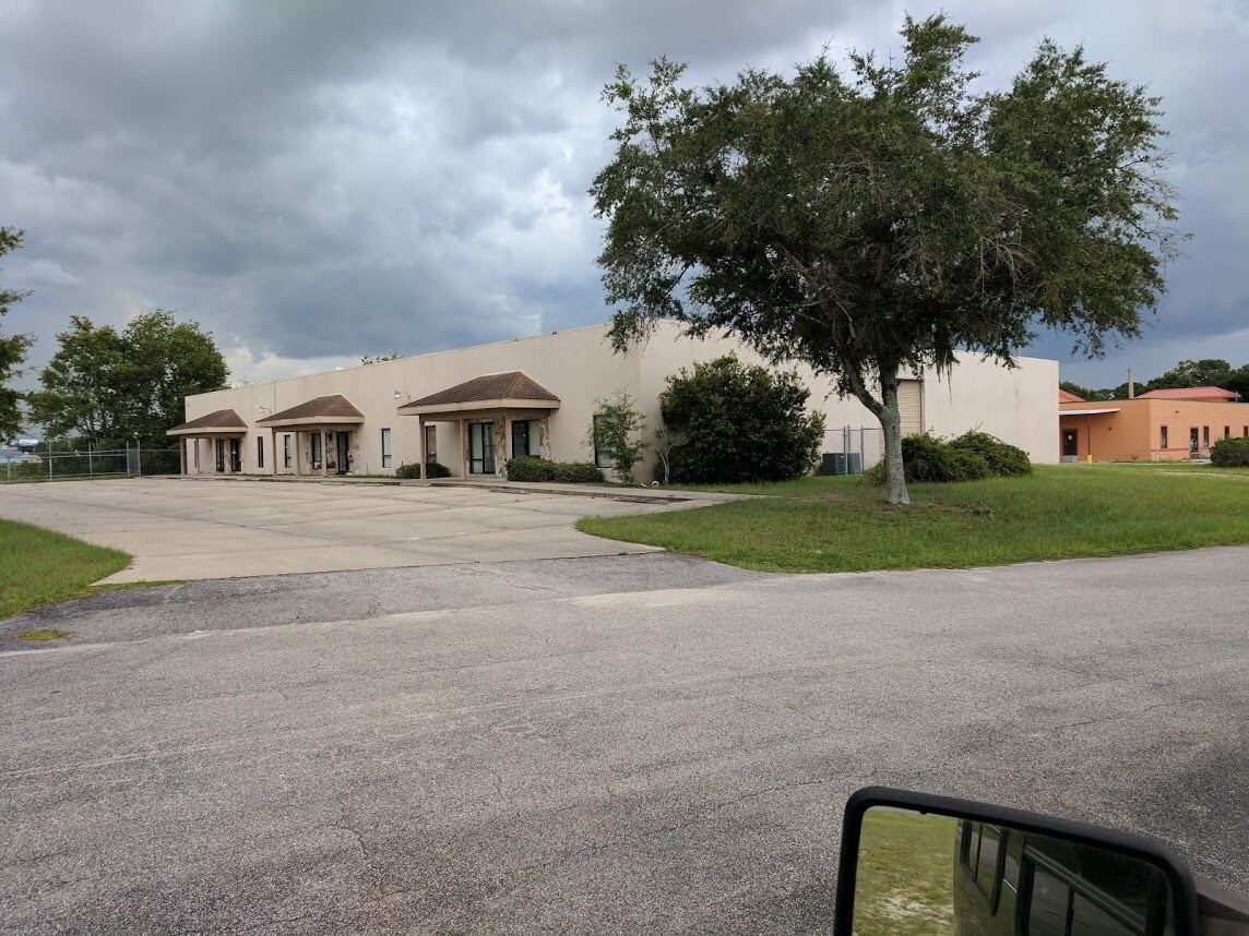 10949 SW 93rd Ter, Ocala, FL à louer Photo de l’immeuble– Image 1 sur 14