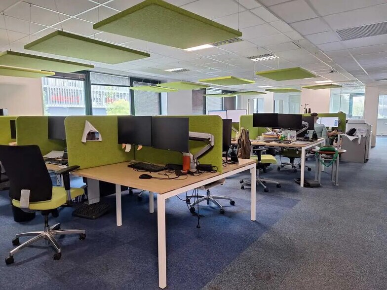 Bureau dans Bruges à louer - Photo intérieure – Image 3 sur 8