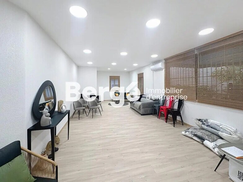 Local commercial dans Mougins à louer - Photo intérieure – Image 2 sur 4